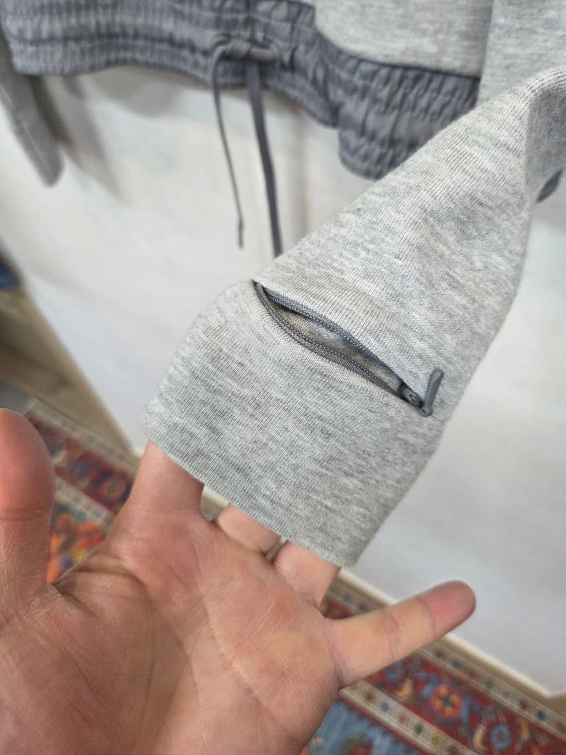 나이키 올드스쿨 여성 테크플리스 스트링 맨투맨 s 상품이미지6