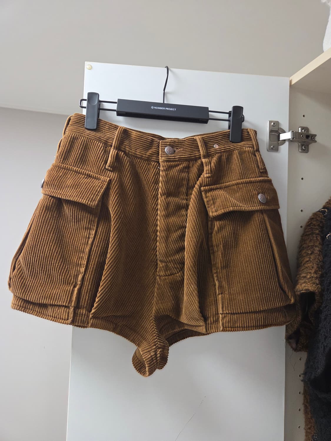 r13 코듀로이 버블쇼츠 브라운 24싸이즈 새상품 상품이미지5