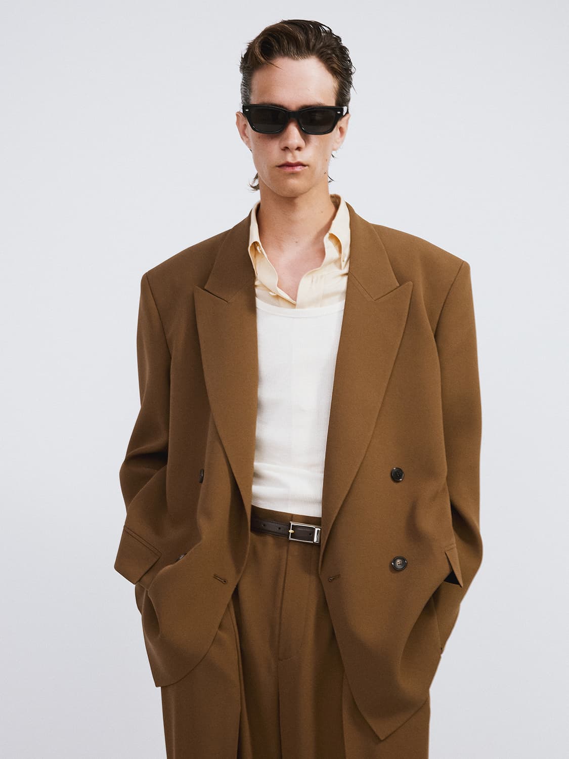 렉토 26SS 딥 스쿱넥 탱크탑 슬리브리스 크림 상품이미지4