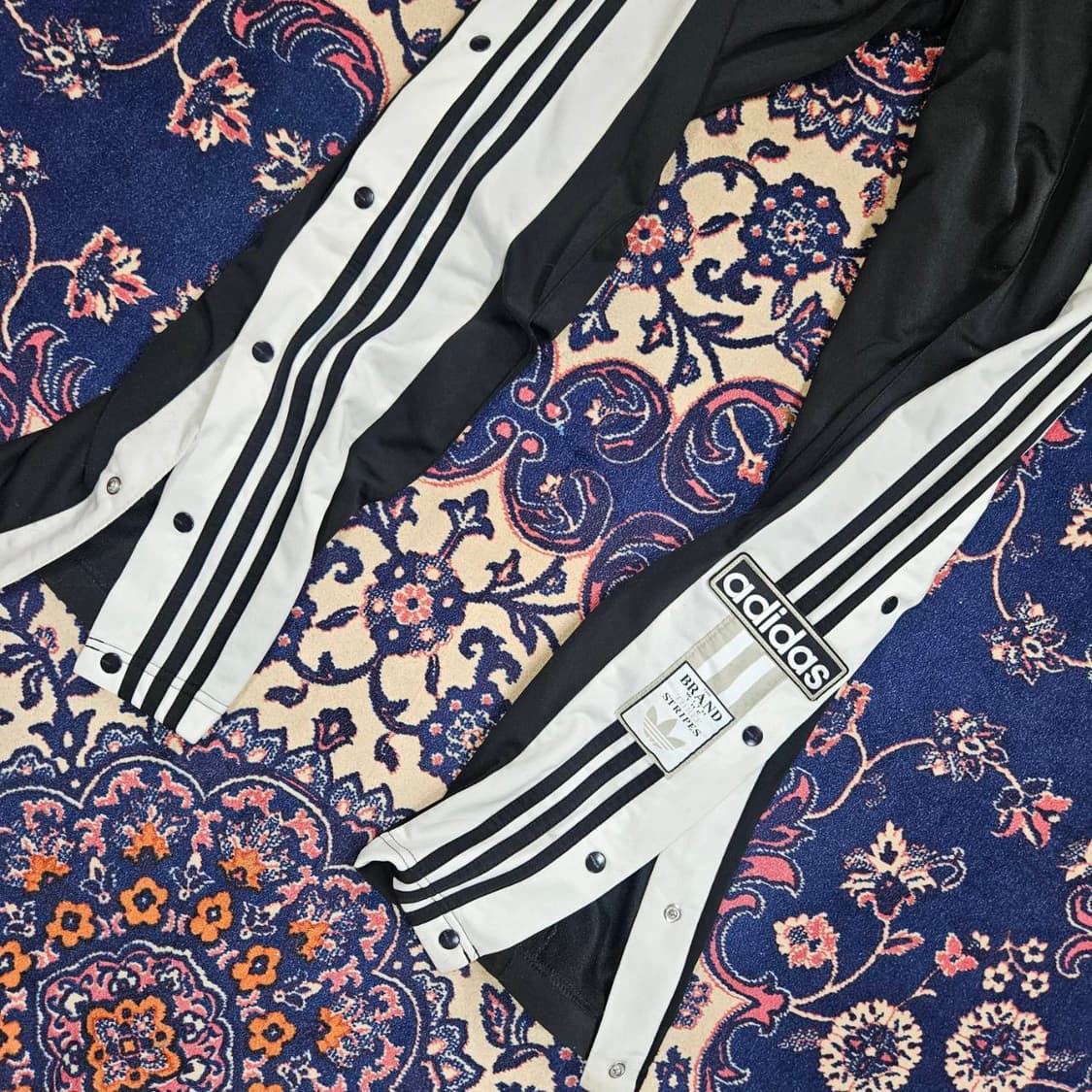 아디다스(Adidas) 아디 브레이크 트레이닝 팬츠
XSsize 상품이미지3