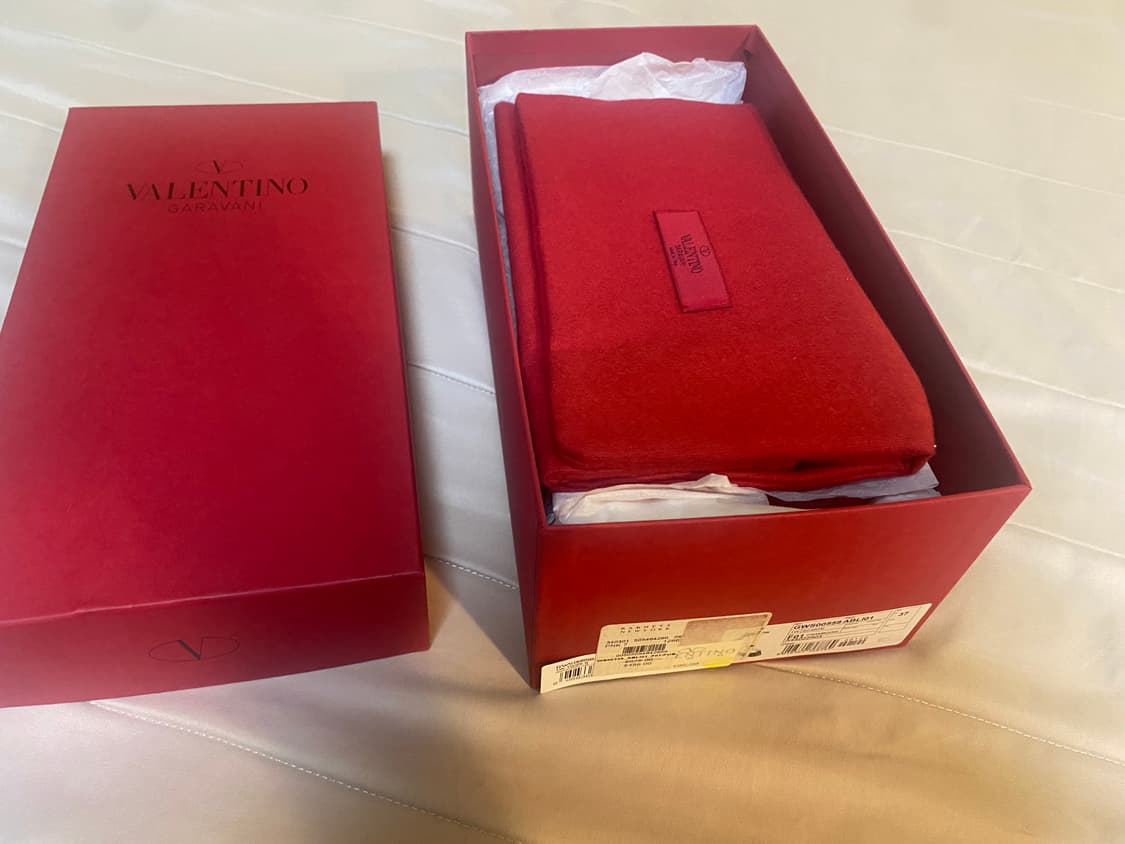 Valentino 발렌티노 정품 여성플랫단화 새상품 풀박스  37사이즈 상품이미지9