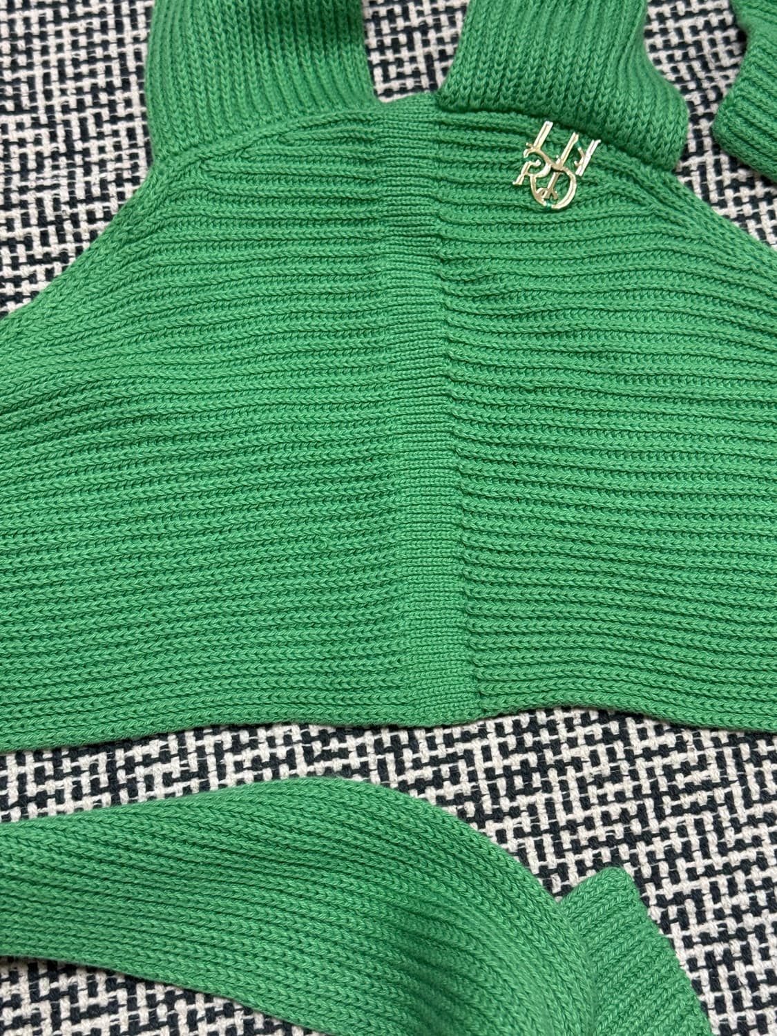Lyn around green knitted halterneck top 상품이미지4