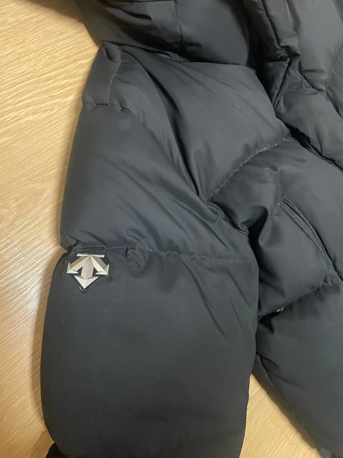 데상트 롱패딩  상품이미지2