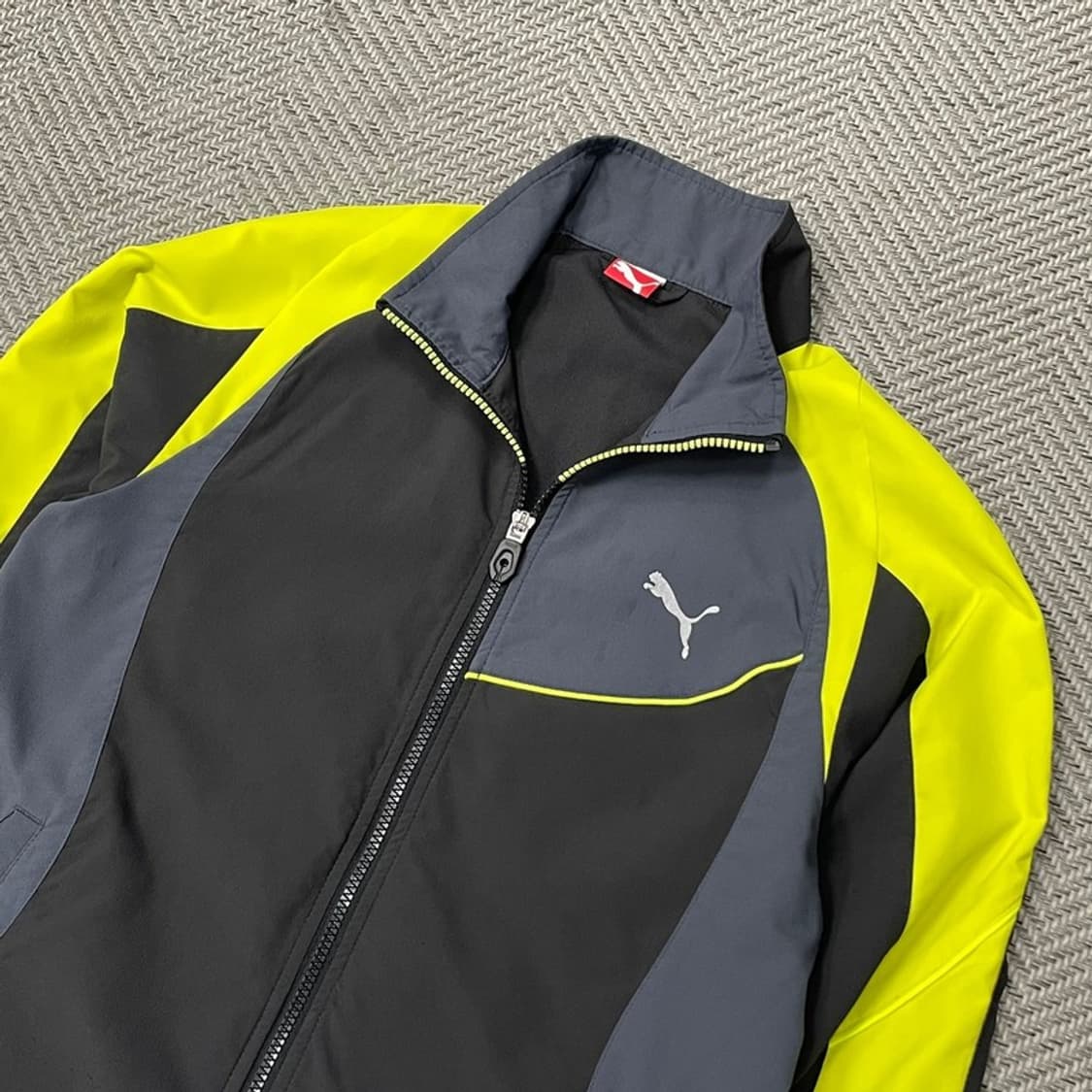푸마 배색 바람막이 v0044 상품이미지3