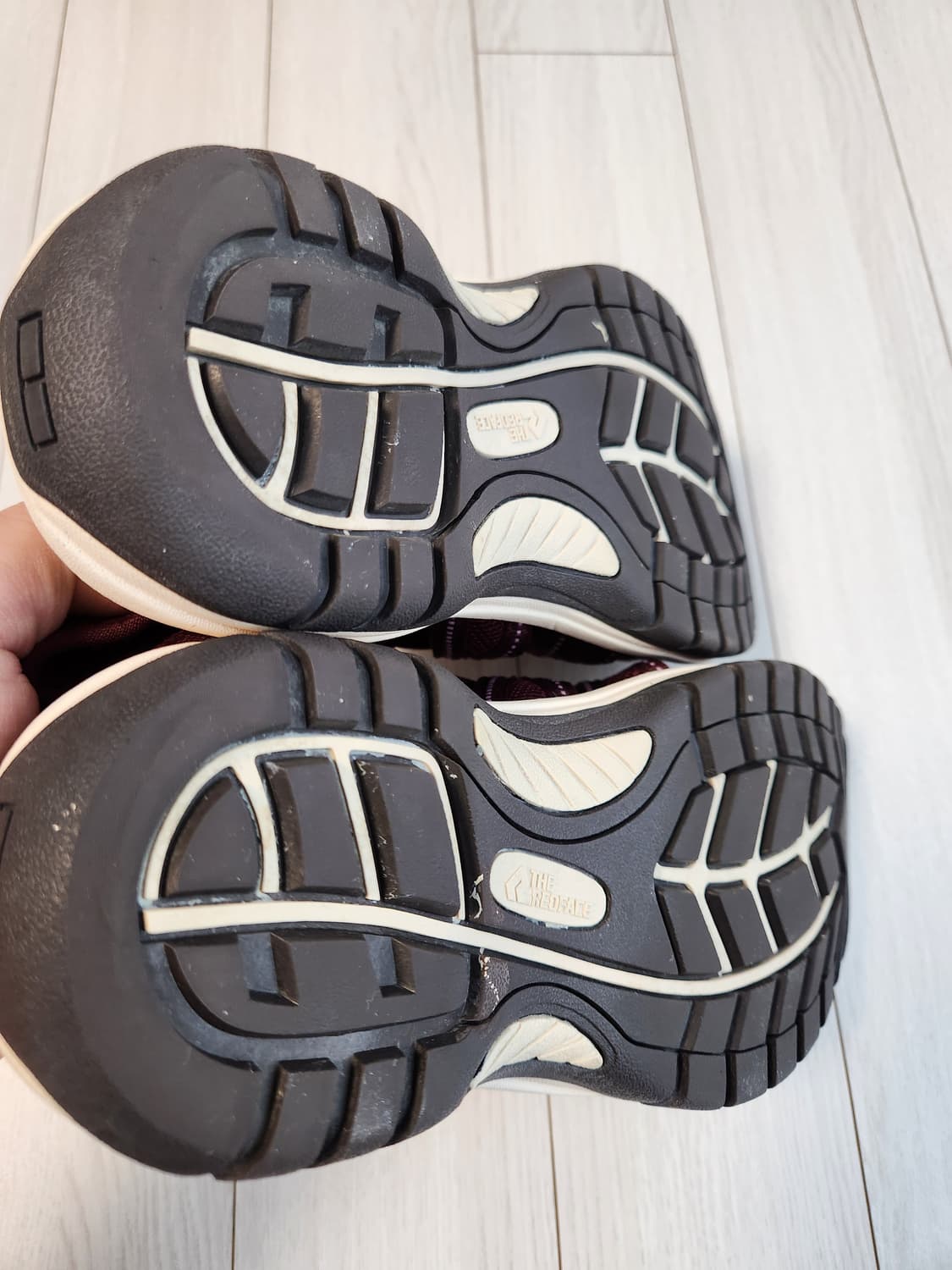 레드페이스 하이킹 바캉스 여성용 샌들 충격흡수 디어우먼샌들 사이즈240
 상품이미지7