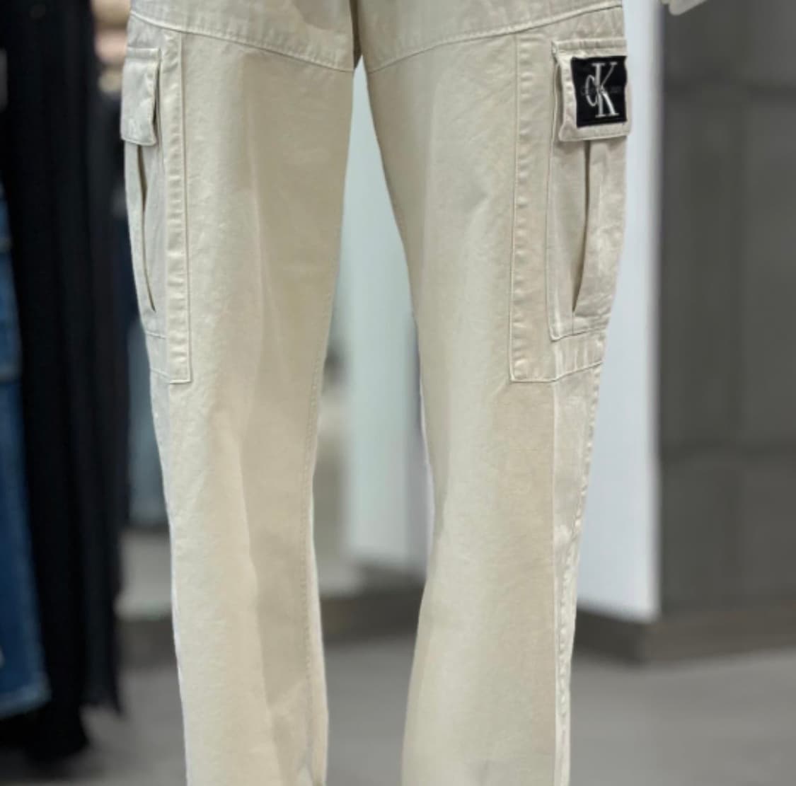  CKJ 캘빈클라인진 남여공용 카고포켓 와이드핏 로우라이즈 팬츠  상품이미지1