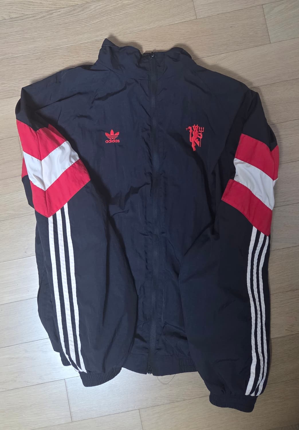 맨유 오리지널 트랙탑 블랙 레드 (IS6525) 상품이미지2