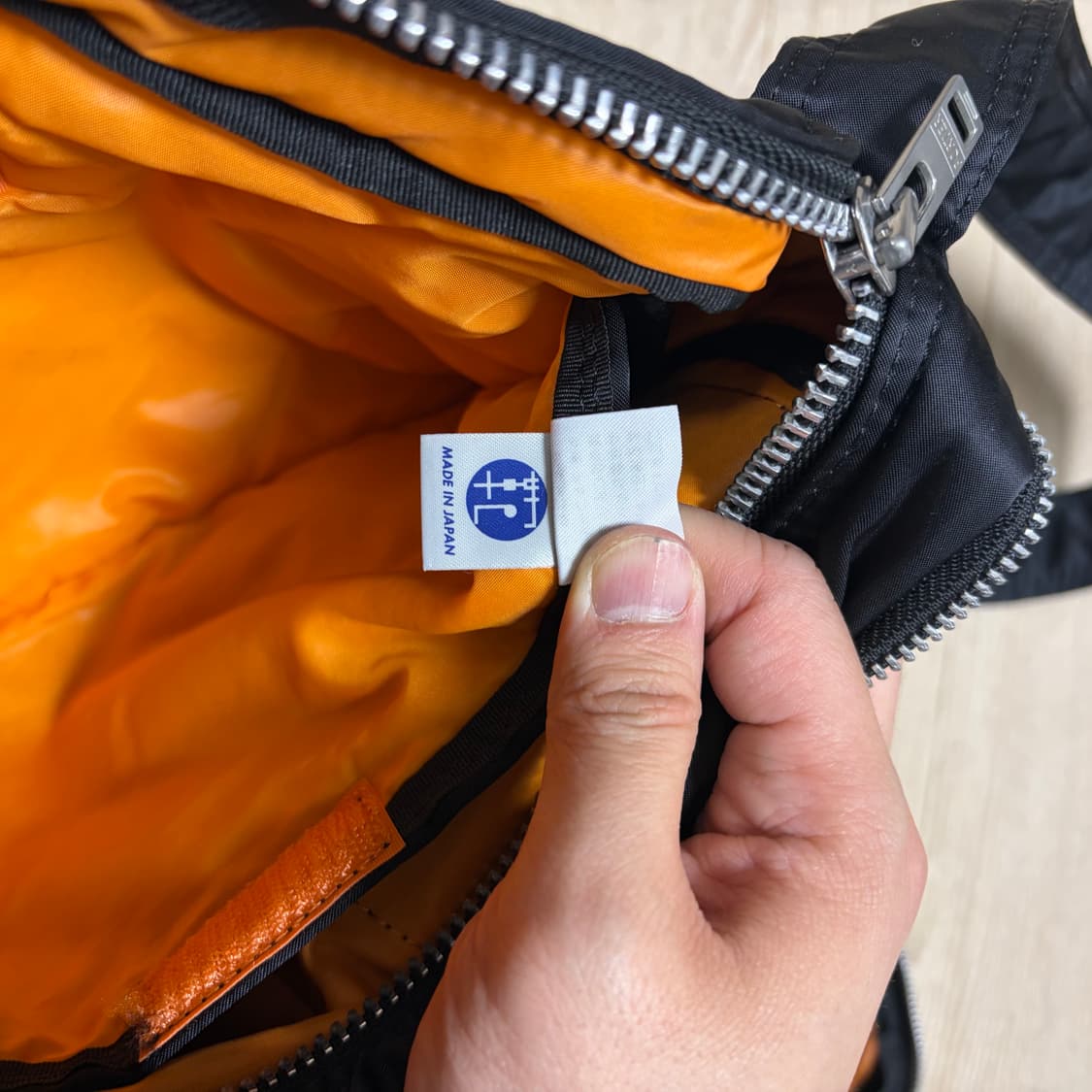 요시다포터 porter 탱커 숄더백 블랙 라지 L 신형 (미사용에가까움) 상품이미지10