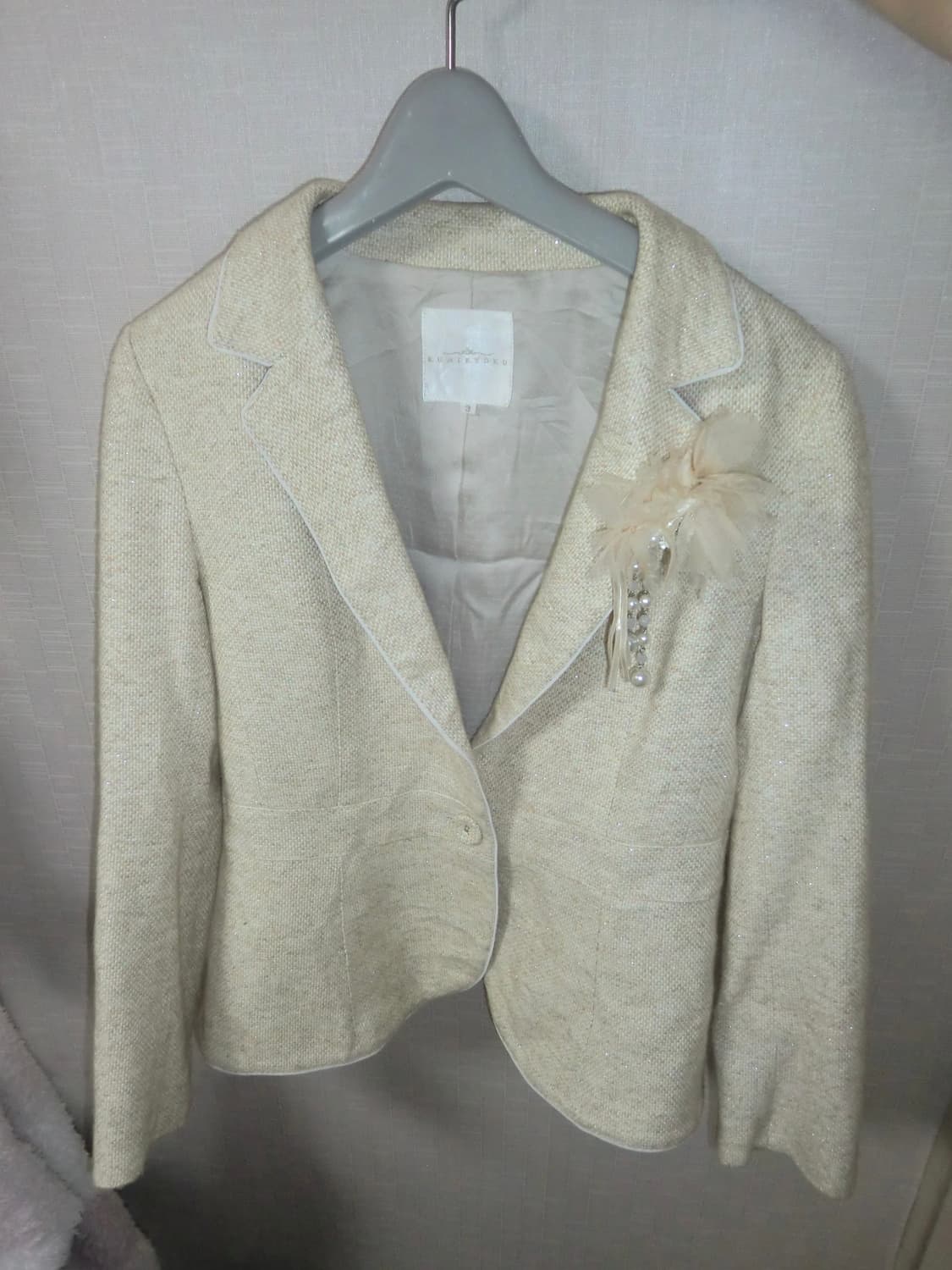 브로치 화이트 자켓 빈티지 러블리 긱시크 모리걸  상품이미지1