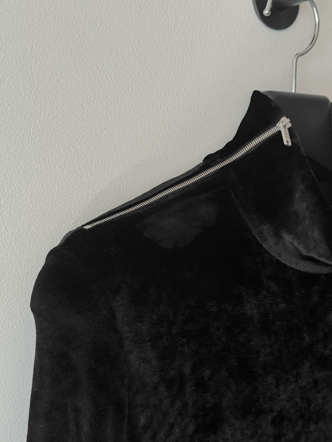 질샌더 블랙 벨벳 탑 상품이미지5