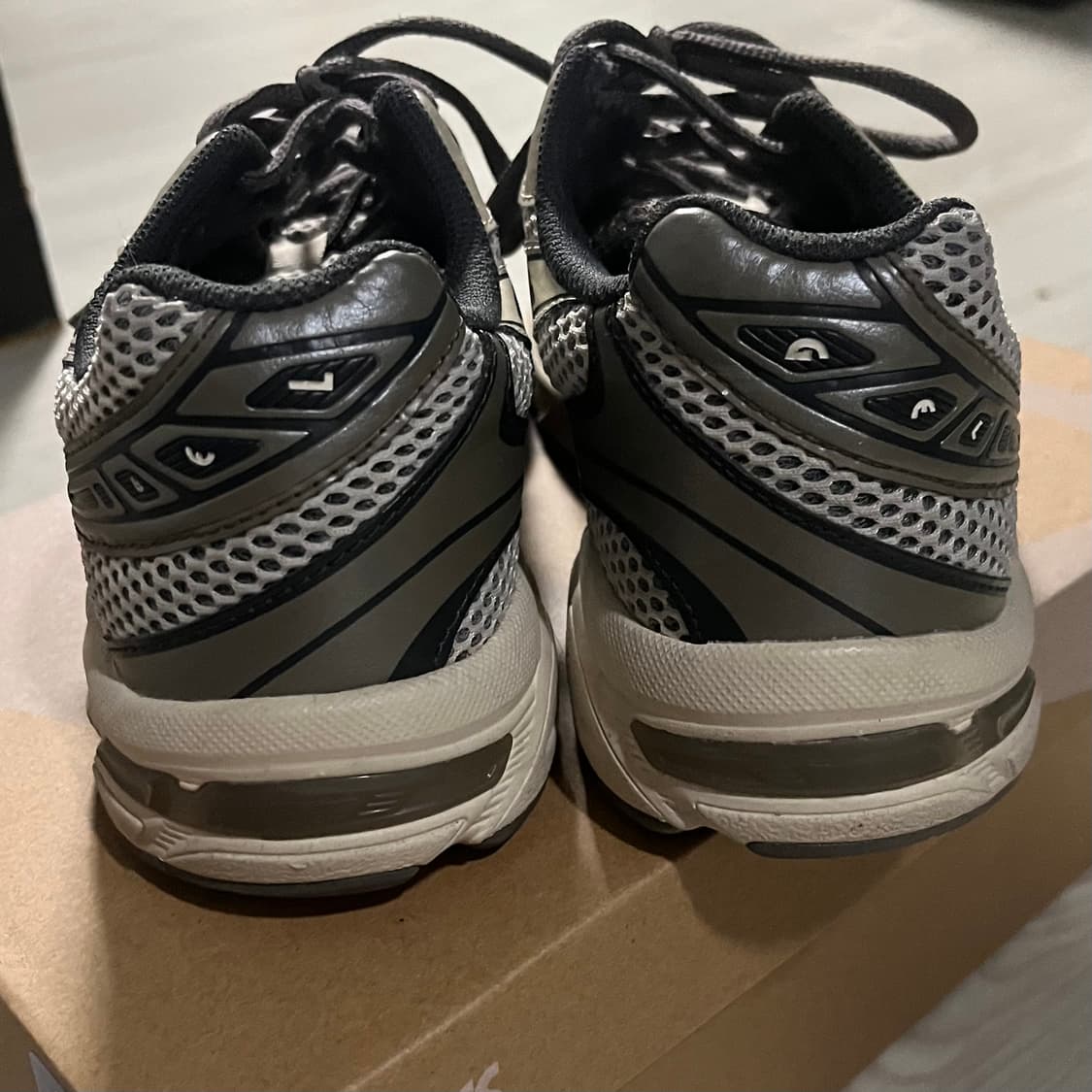 (245) 아식스 젤 1130 버치 다크 토프 상품이미지5