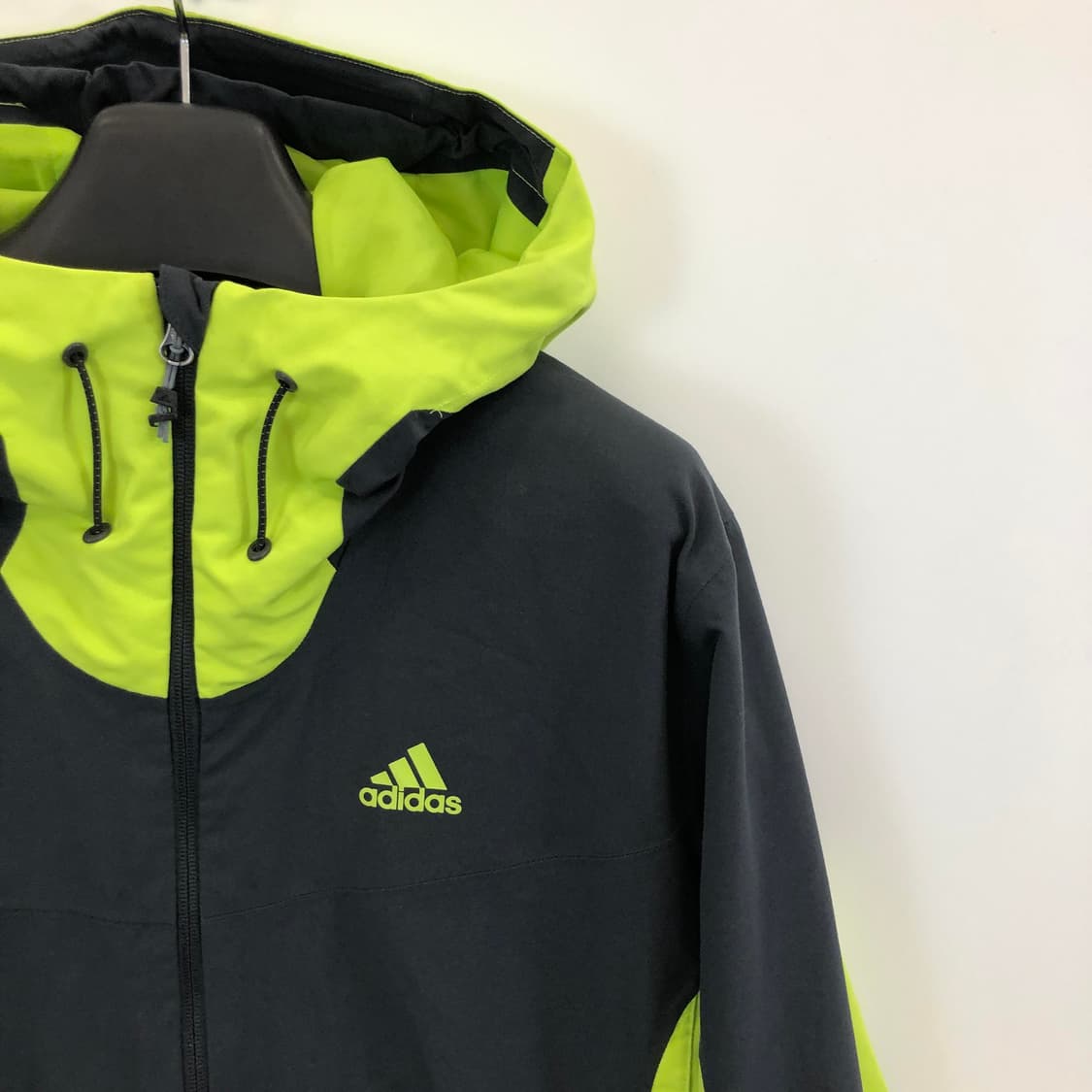 아디다스 클리마라이트 네온 우븐자켓 105 상품이미지2