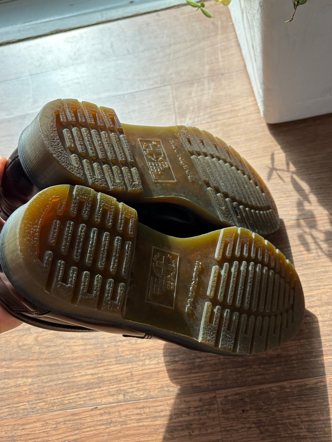 닥터마틴 아드리안 체리레드 270 상품이미지3