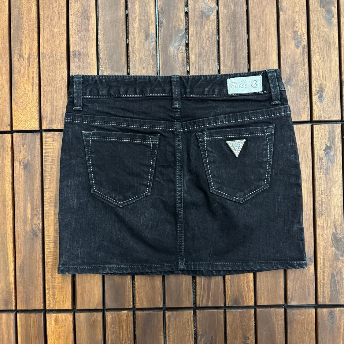 게스 로우라이즈 블랙 데님 미니 스커트 (27)   상품이미지2