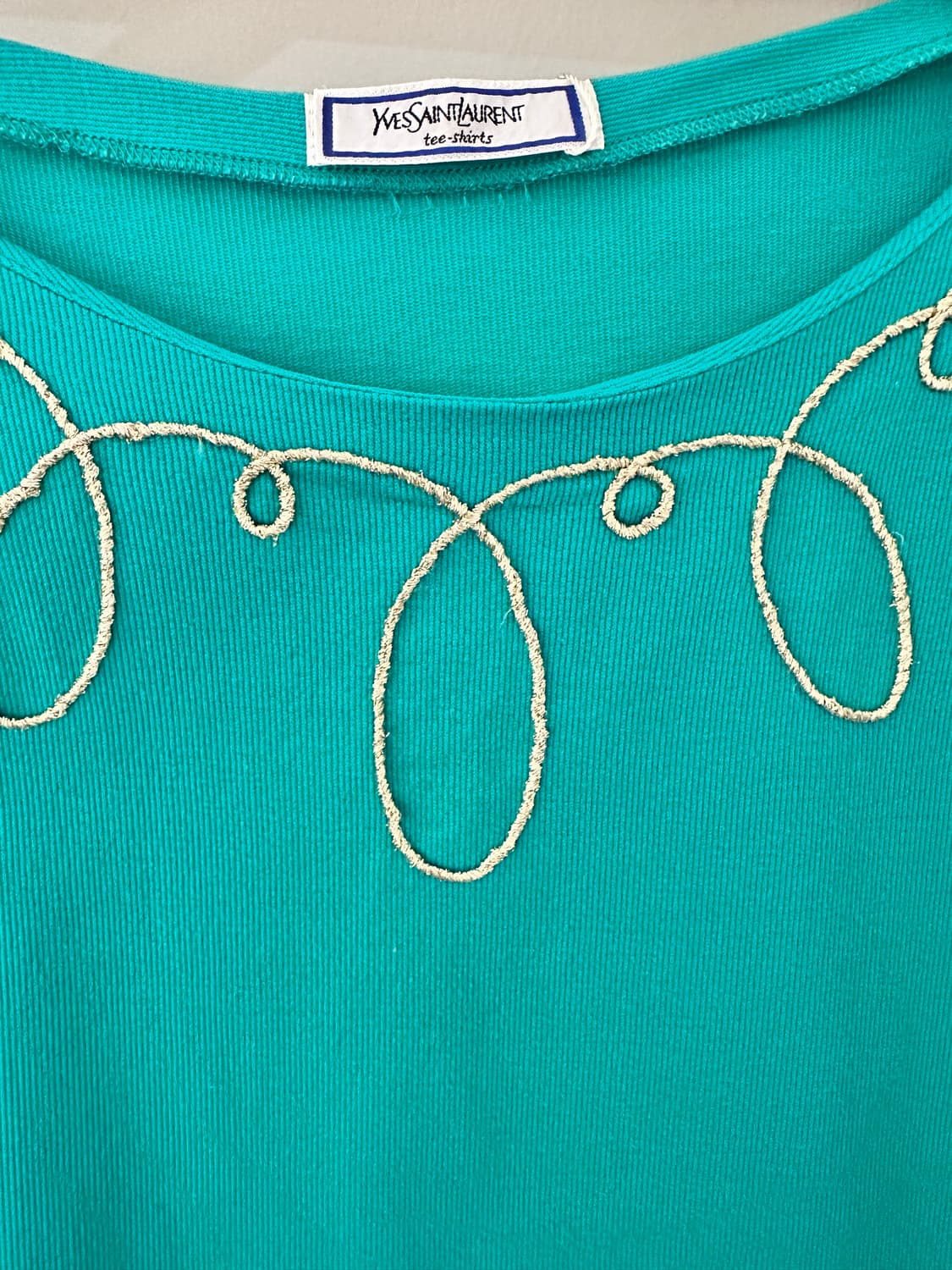 입생로랑 자수 반팔티셔츠 상품이미지4