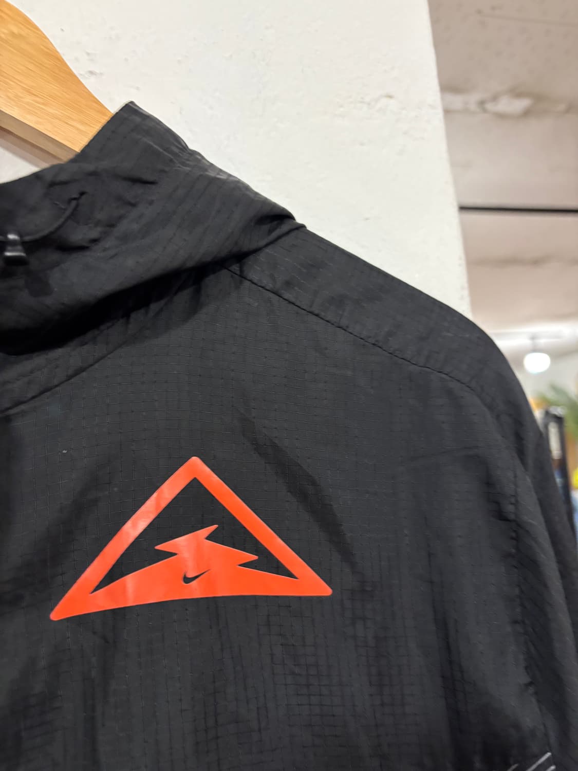 나이키 트레일러 바람막이 상품이미지3