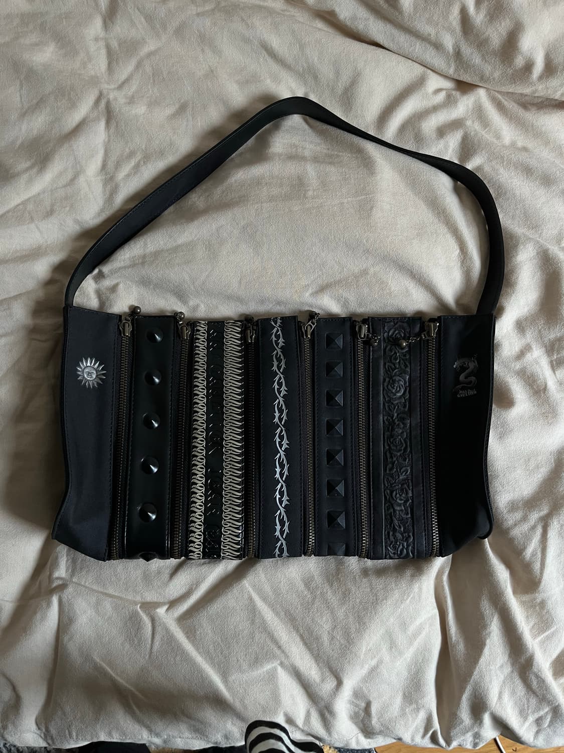 (급처) 03aw jean paul gaultier multi zip 백 상품이미지1