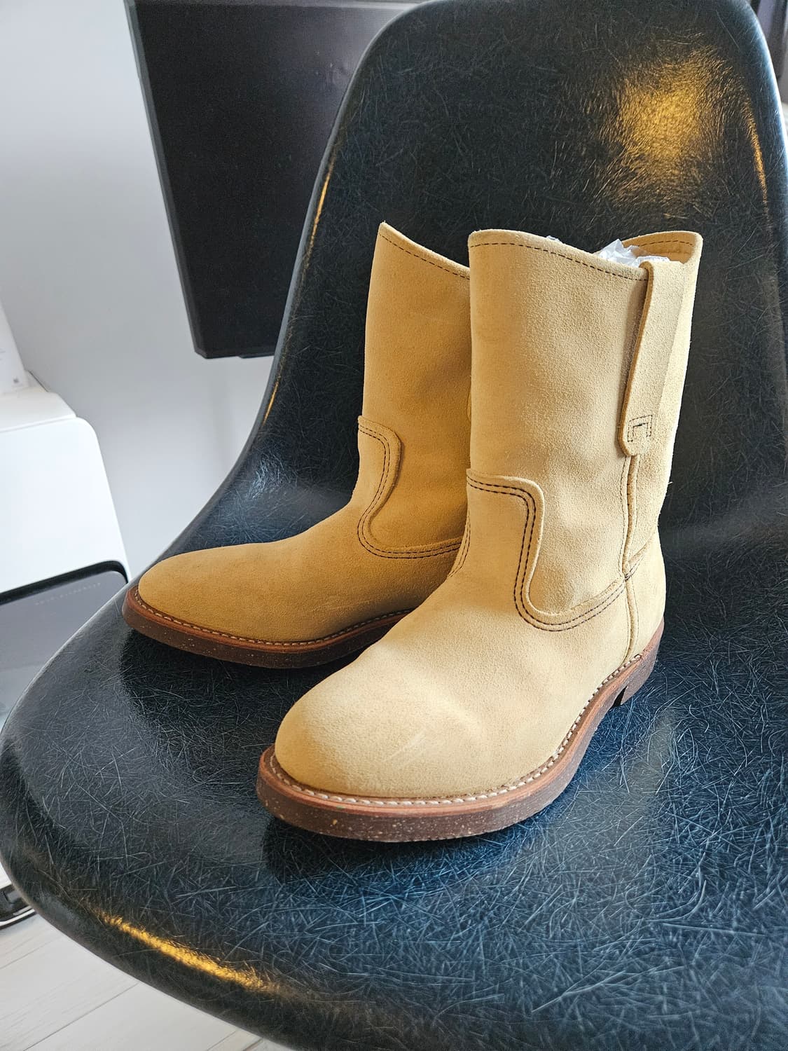 레드윙 8184 스웨이드 엔지니어드 부츠 250mm 상품이미지1