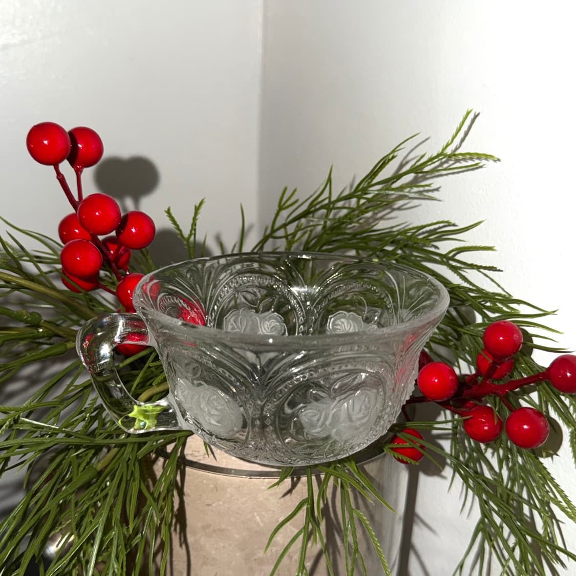 70s 로즈 릴리프 화이트 글라스 컵 상품이미지6