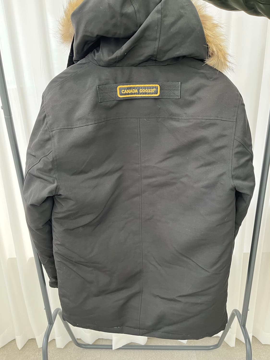 캐나다구스 블랙 패딩 S/P 상품이미지2