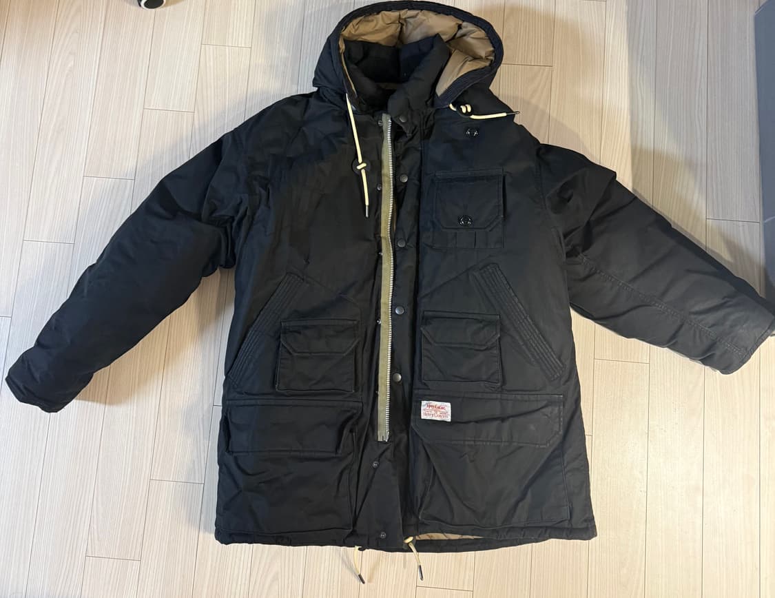 헨리코튼x스펙테이터 패딩 판매합니다. 상품이미지3