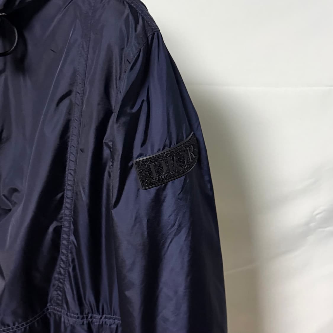 [S+급/50] 디올 테크니컬 패브릭 바람막이 자켓 상품이미지2