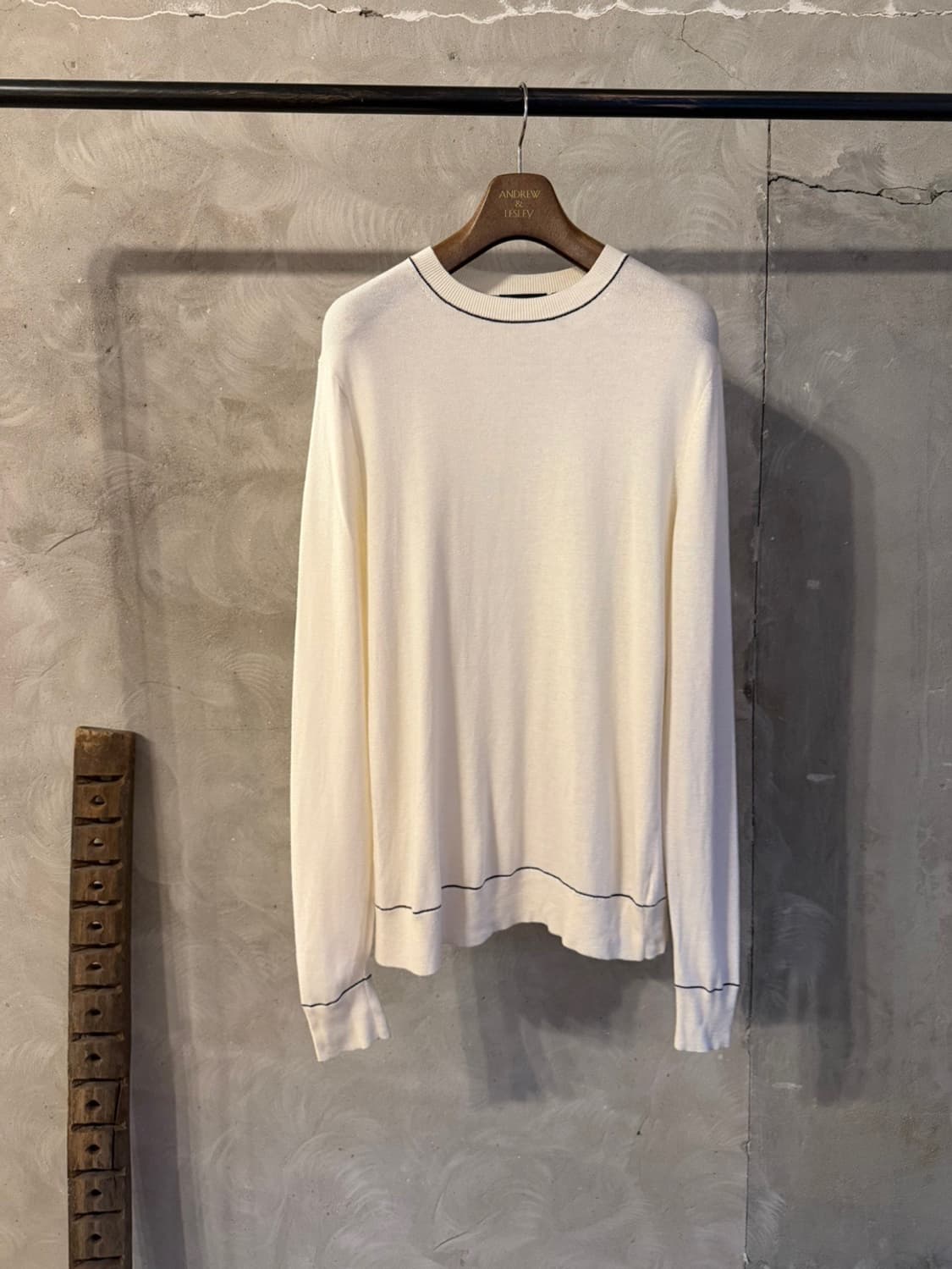 띠어리 크루넥 니트 100 상품이미지1