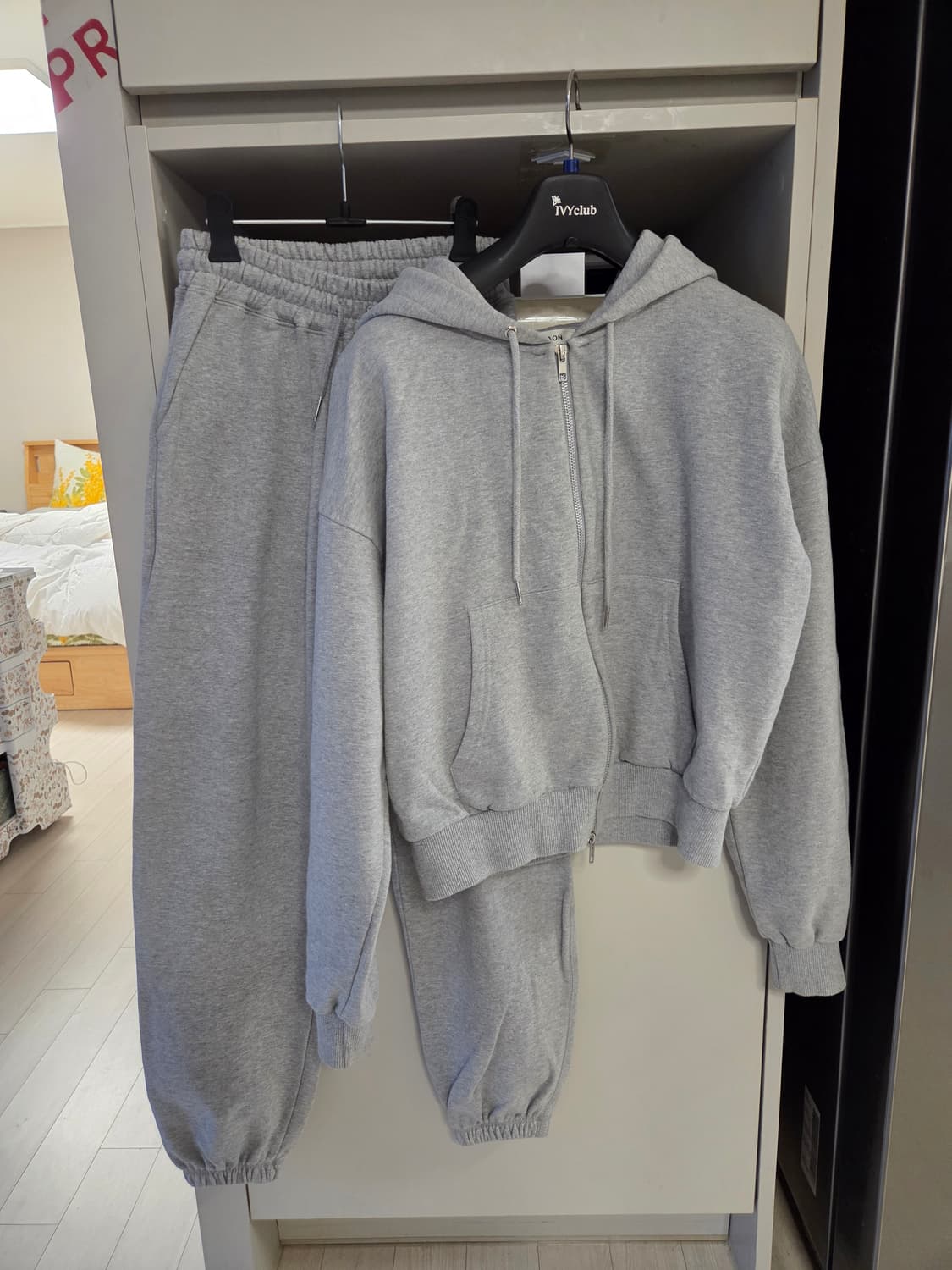 뮤제라 문 후드집업 조거팬츠 세트 그레이 상품이미지4