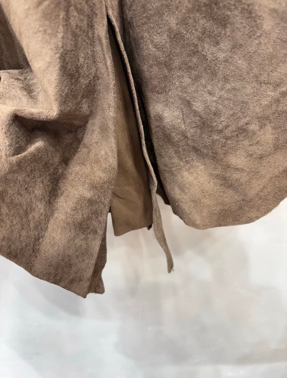 돈피 언발 미디 스커트 상품이미지4