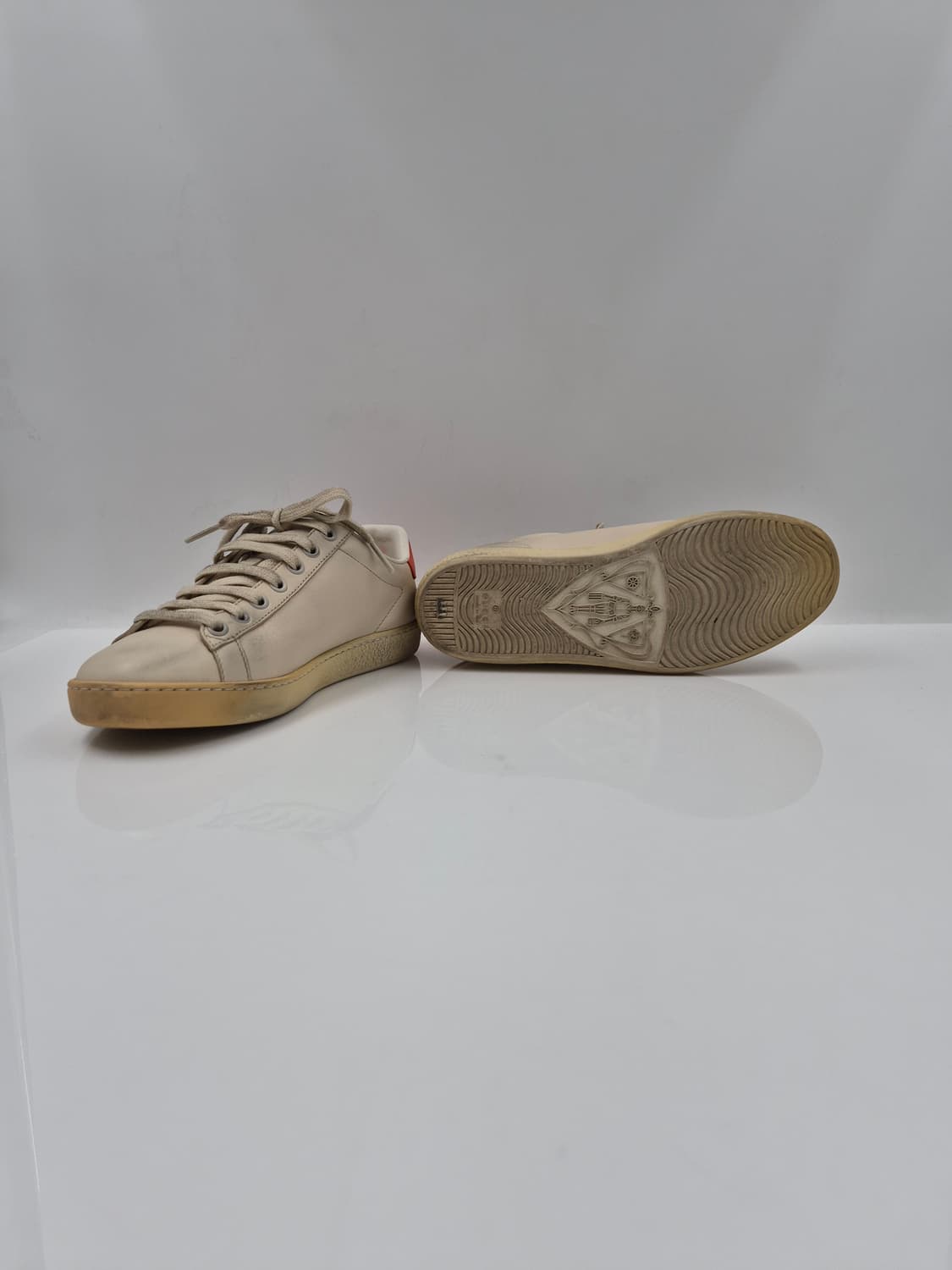 구찌 X 디즈니 미키마우스 에이스 스니커즈 상품이미지5