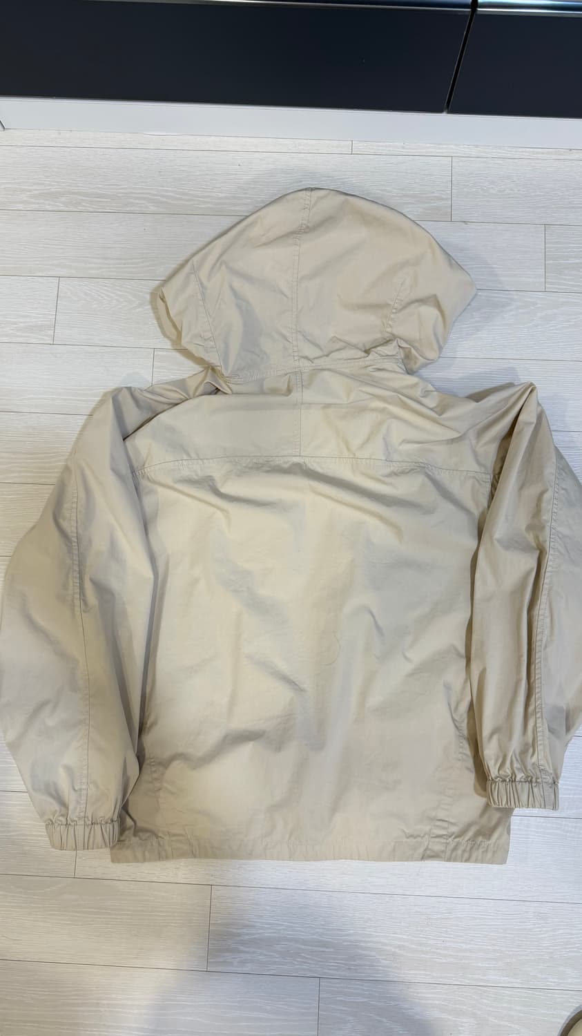 유니클로 U 바람막이 상품이미지2