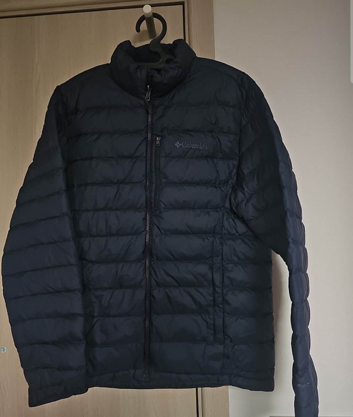 콜롬비아 정품 구스경량패딩 105사이즈 판매합니다  상품이미지1