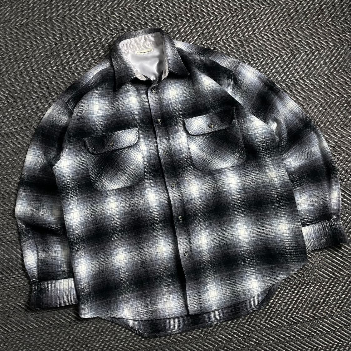 빈티지 미니멀 체크 그라데이션 치카노 플란넬 셔츠y 4739 상품이미지1