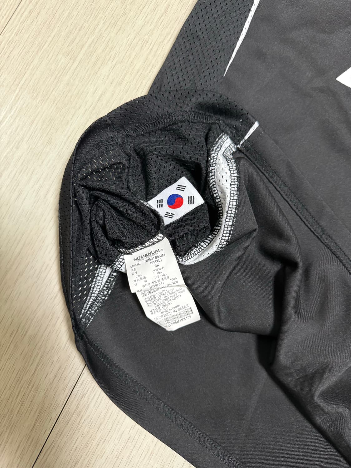 (XL)노메뉴얼 17 블랙 반팔티 상품이미지3