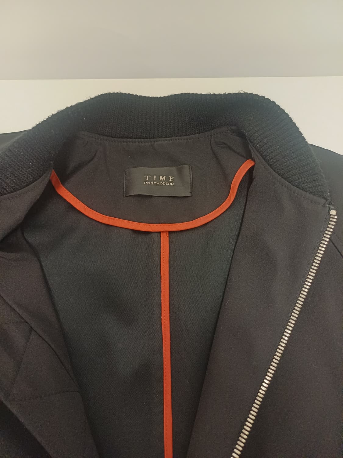 [TIME] 타임 포스트모던 롱 봄버 자켓 (오렌지 파이핑 디테일)/여성 상품이미지3