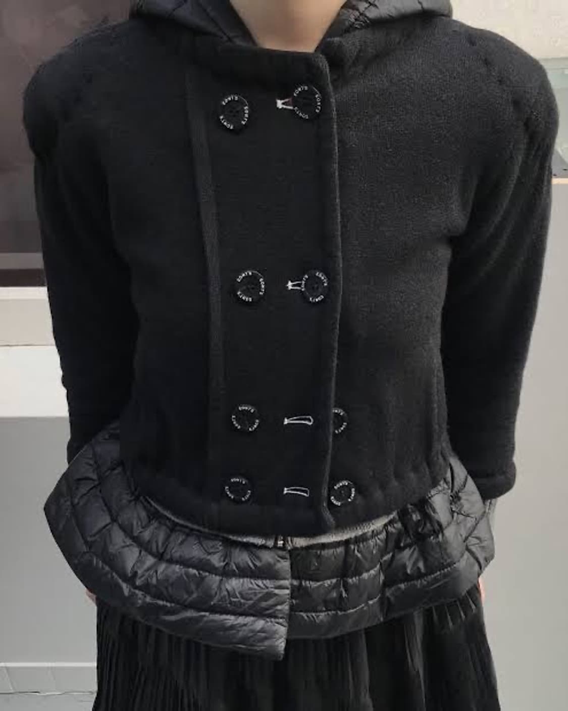 에옹쓰 eont’s classic aged wool cardigan  상품이미지4