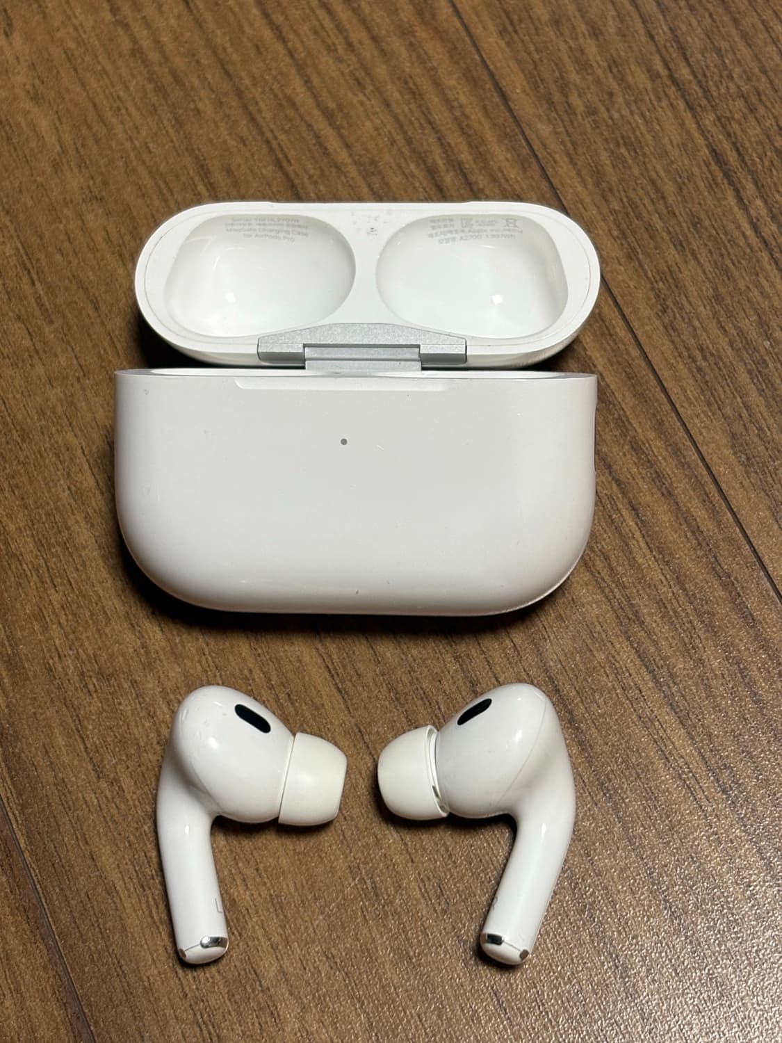 에어팟 프로 2세대 8핀 상품이미지2