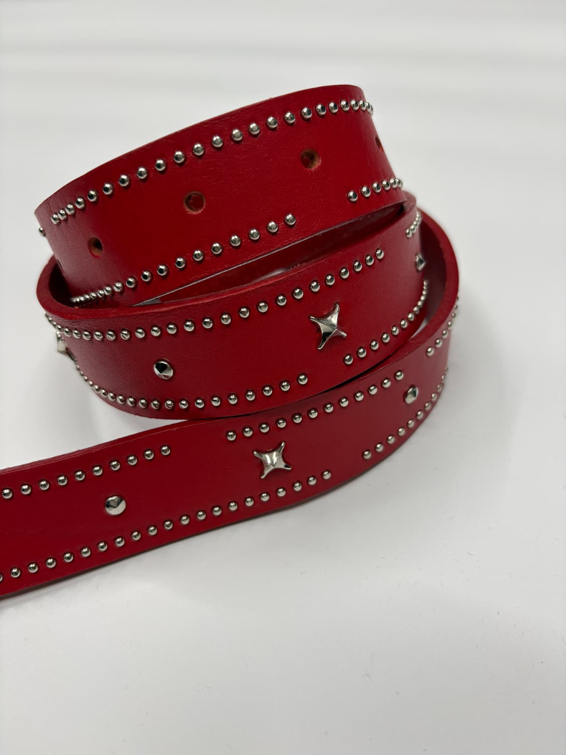 GUESS 게스 빈티지 레드 스터드 레더 벨트 상품이미지3