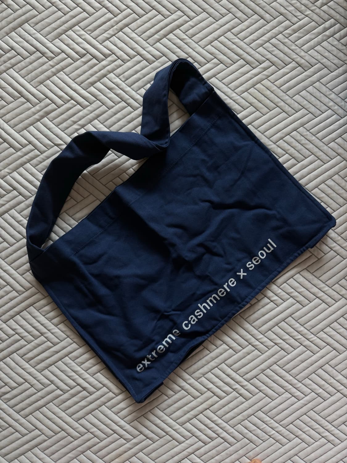 extreme cashmere x seoul bag 상품이미지1