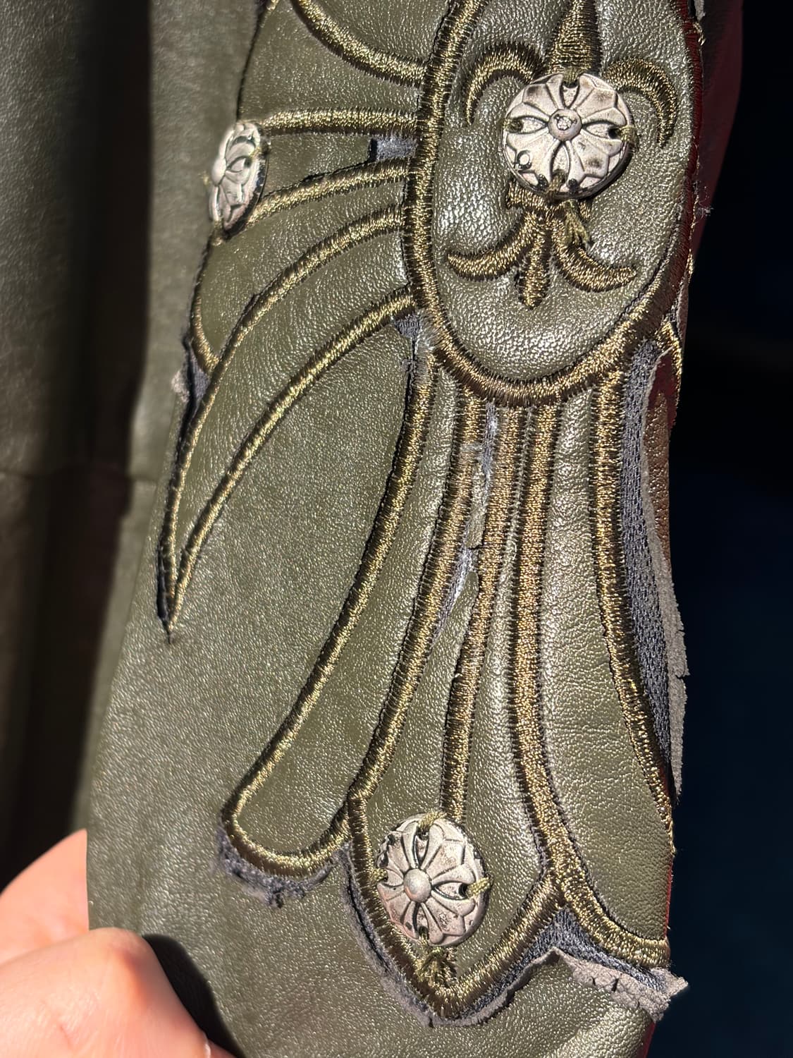 스웨터 후드 카키 레더자켓 상품이미지8