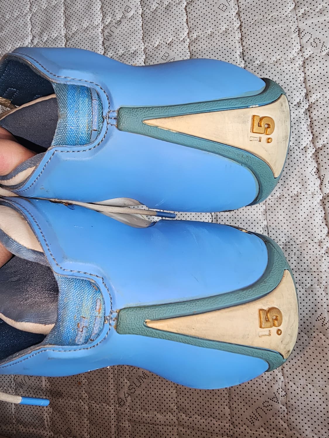 조던 카멜로 멜로 1.5 OG 2004 화이트/유니버시티 블루 하이탑 상품이미지4