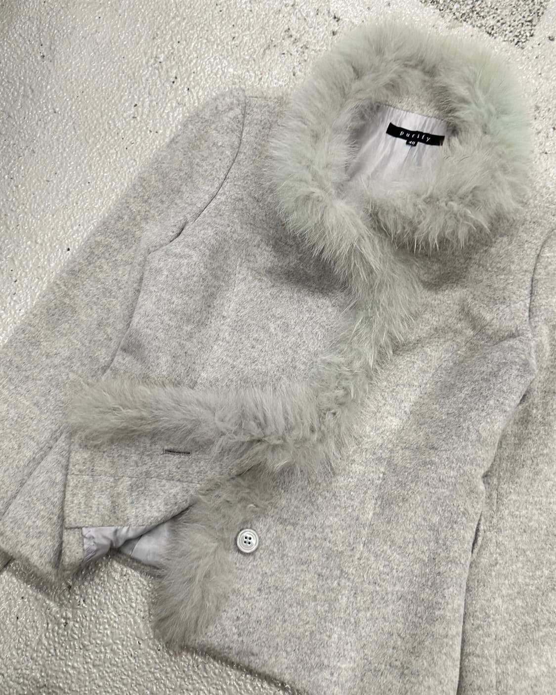 grey fur treaming short coat 상품이미지3