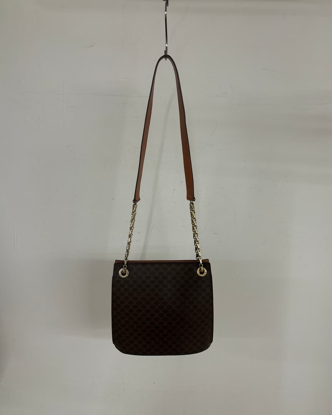 셀린느 마카담 캔버스 버킷백 상품이미지4