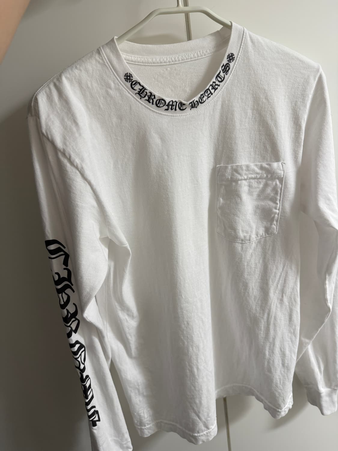 크롬하츠 넥 스크립트 로고 롱슬리브 티셔츠 화이트 M 상품이미지4