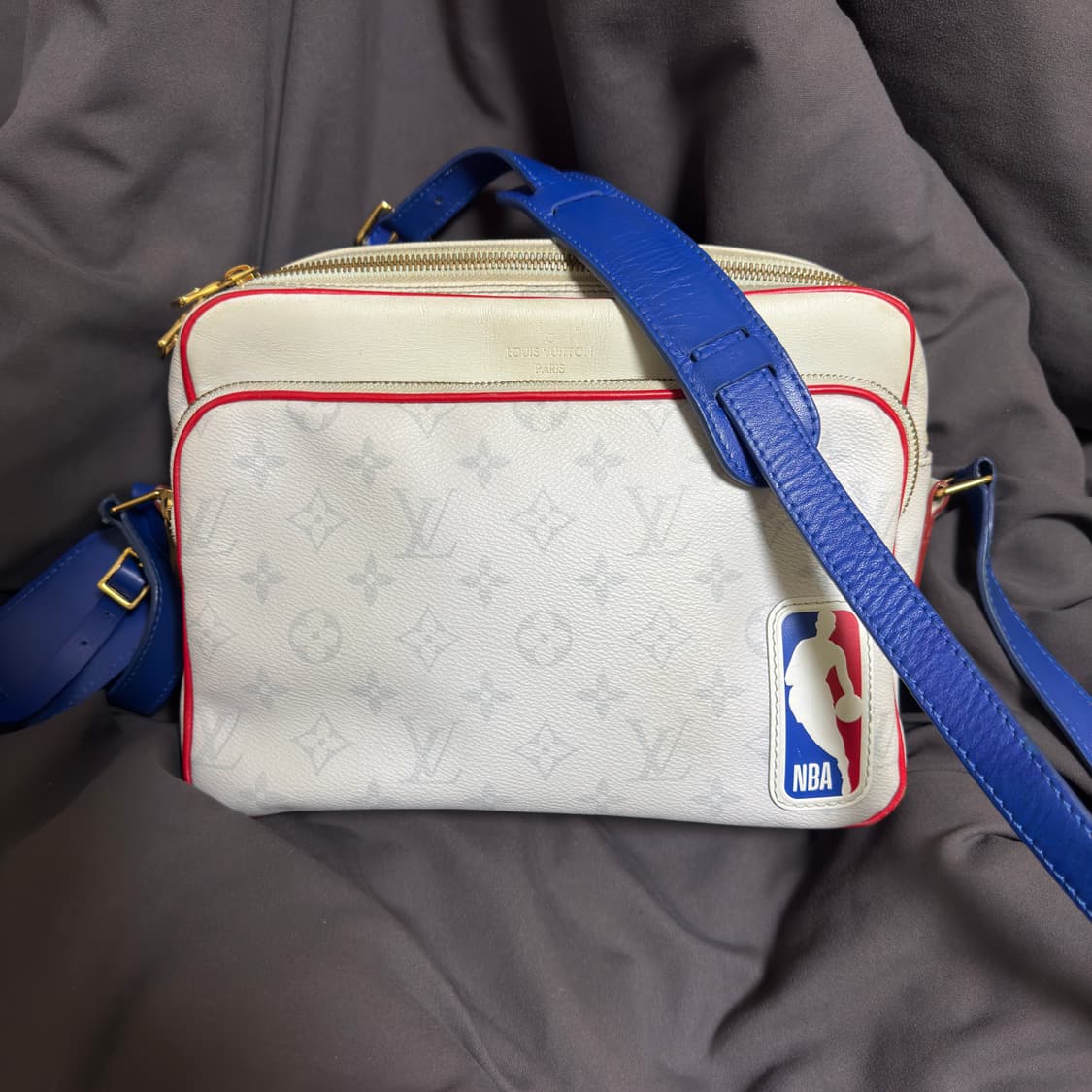 루이비통 NBA 모노그램 크로스백 상품이미지1
