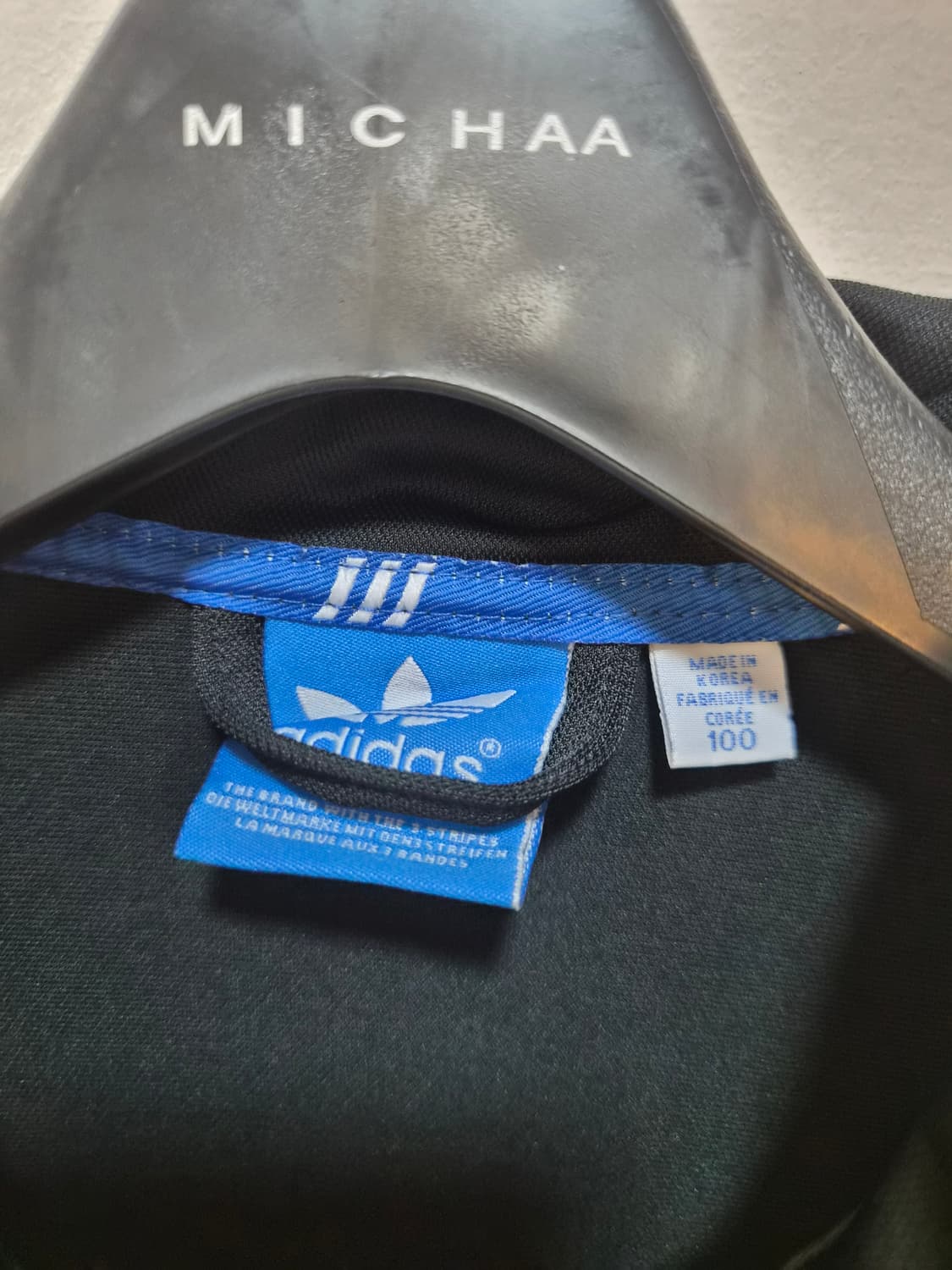 100) 아디다스 유로파 져지 블랙 팝니다 상품이미지4