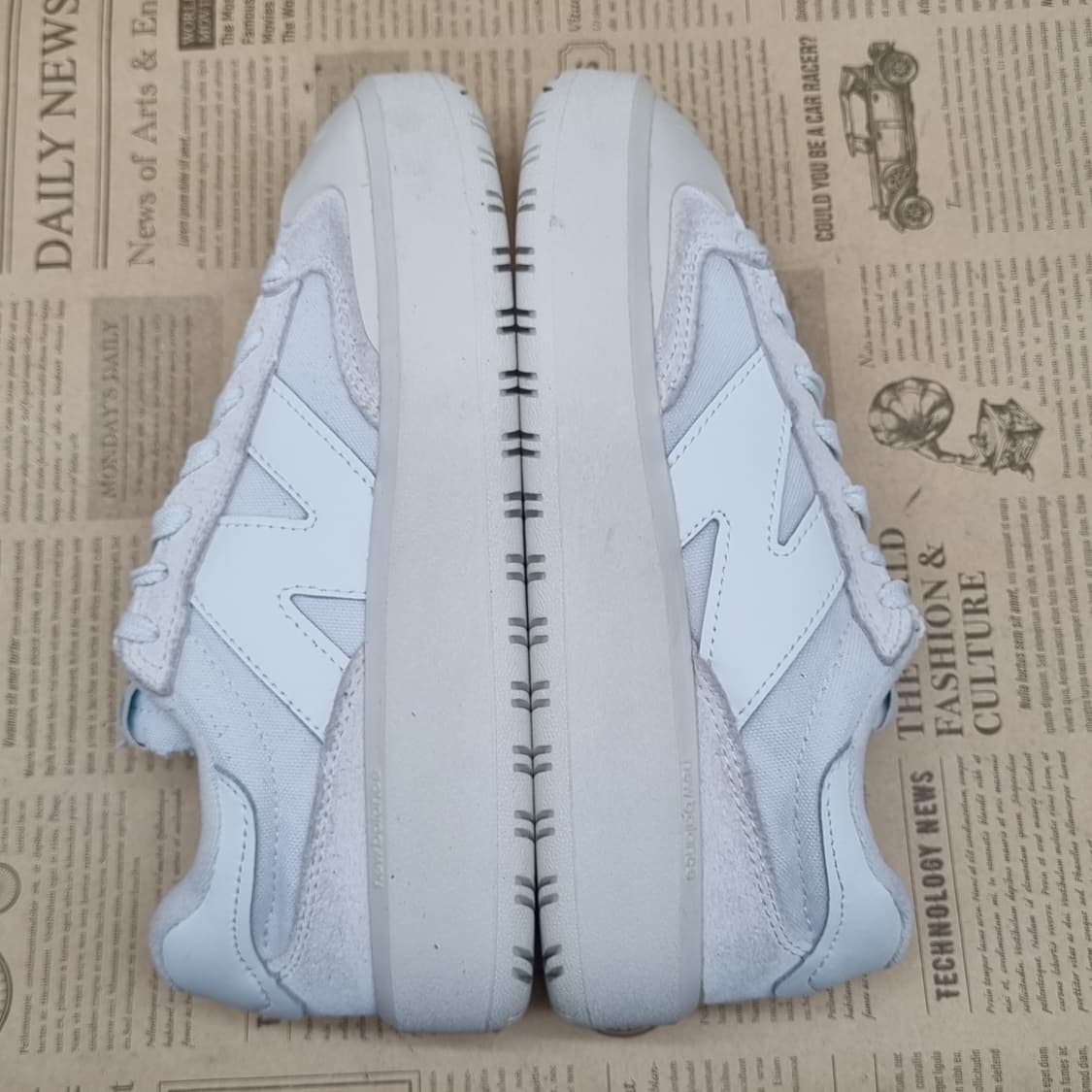 뉴발란스 ct302 플랫폼 스니커즈 235 상품이미지5