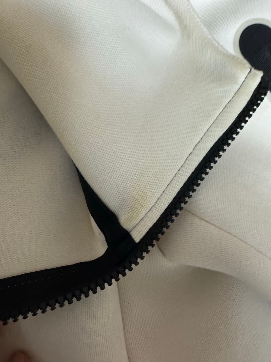 나이키 테크팩 화이트 판매합니다 상품이미지3