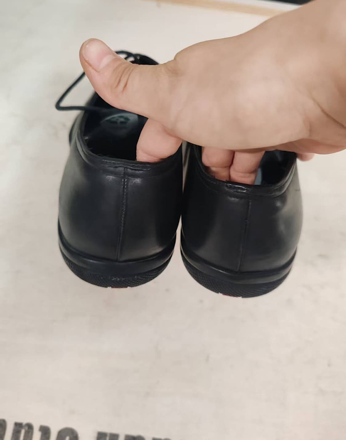 프라다 스포츠 더비 스니커즈 7.5 상품이미지5