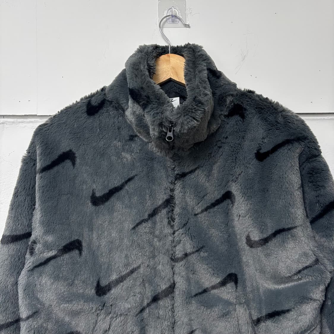 나이키 스우시 퍼자켓 상품이미지2